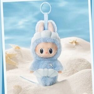 POP MART LABUBU “Hide & Seek in Singapore” Series – Singapore Exclusive Vinyl Pl